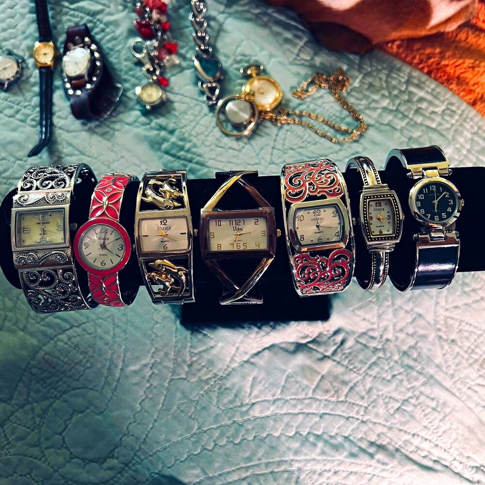 Studio Geneva Mixed Lot Women’s Quartz Analog Bracelet Dress Watches -7